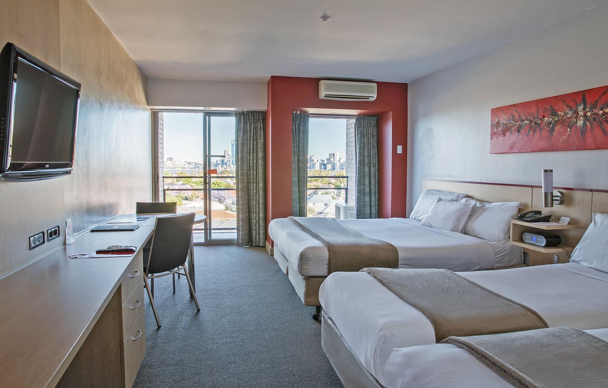 Metro Hotel פרת'' מראה חיצוני תמונה
