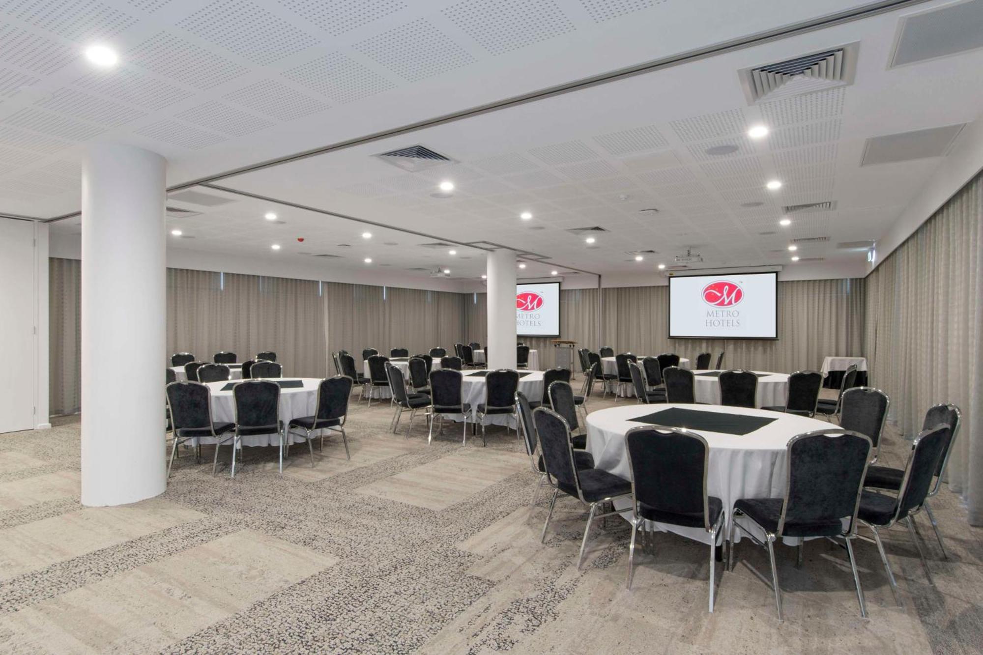 Metro Hotel פרת'' מראה חיצוני תמונה